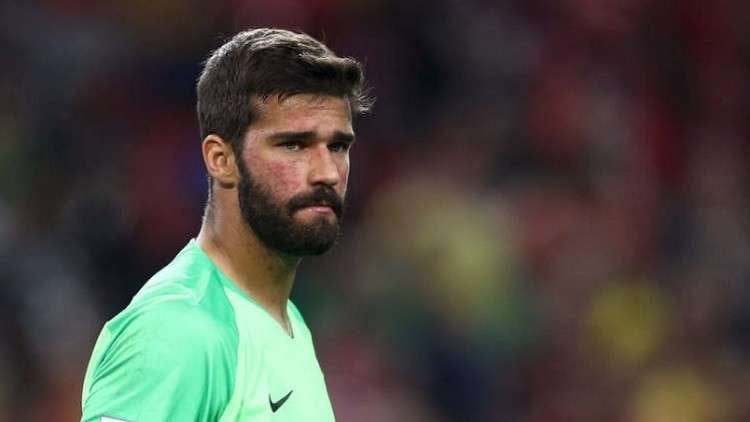 بعد اهتمام إنتر ويوفنتوس.. ليفربول يمدد عقد أليسون بيكر حتى 2027