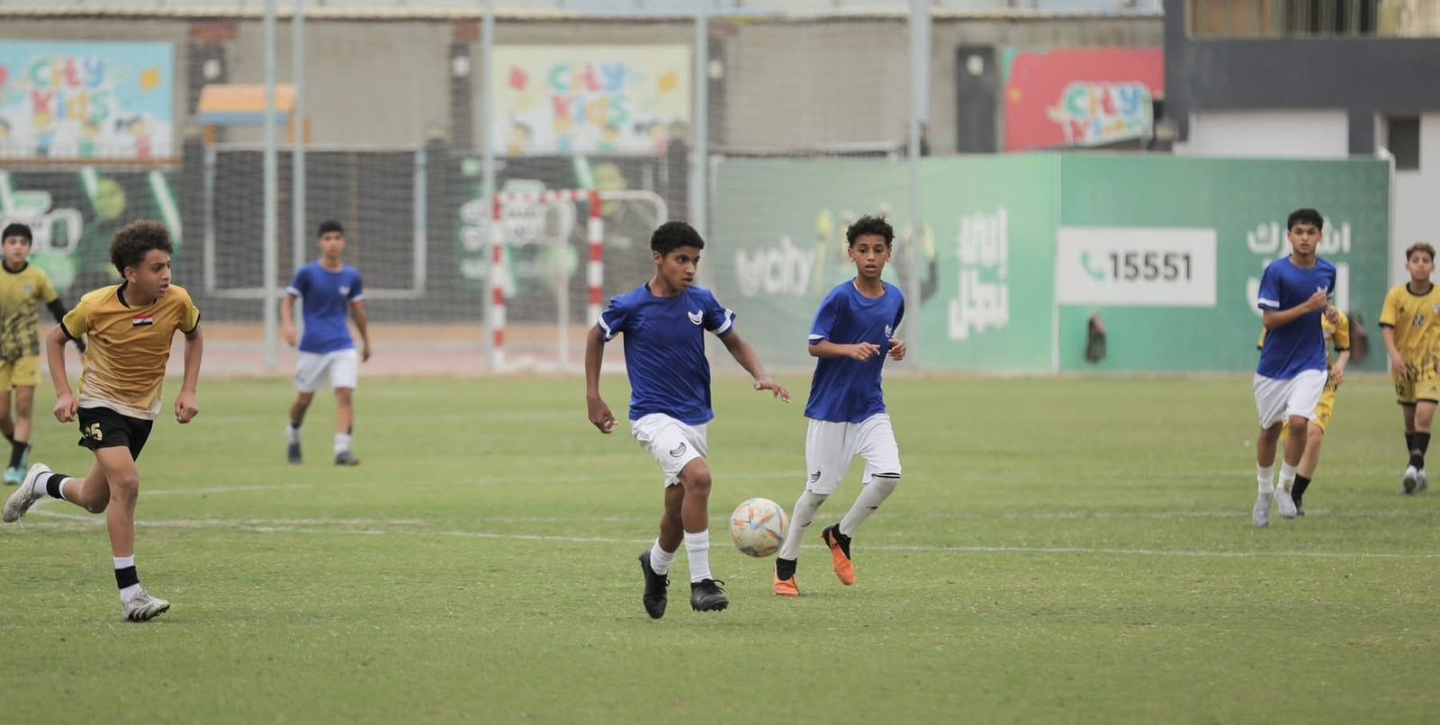 جانب من المنافسات جانب من المنافسات