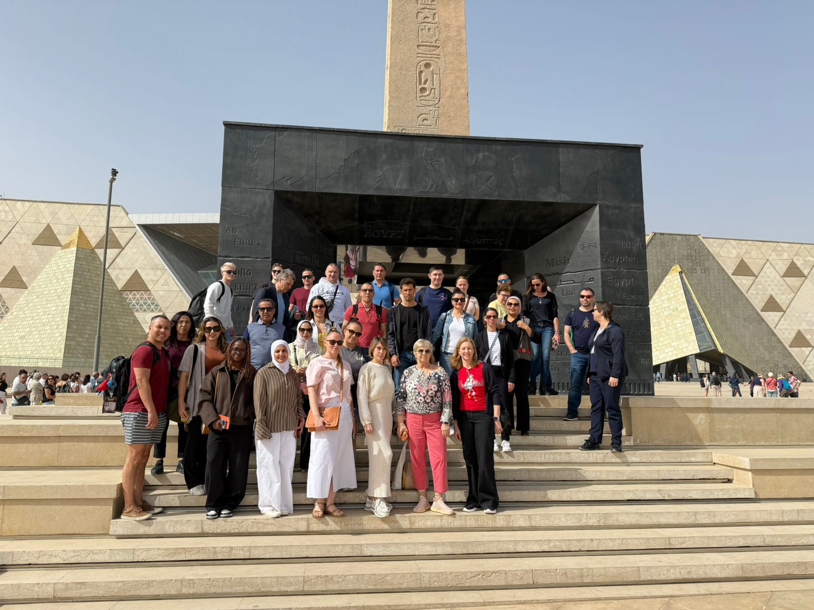 وفود كأس العالم للجمباز الفني في المتحف المصري الكبير وفود كأس العالم للجمباز الفني في المتحف المصري الكبير